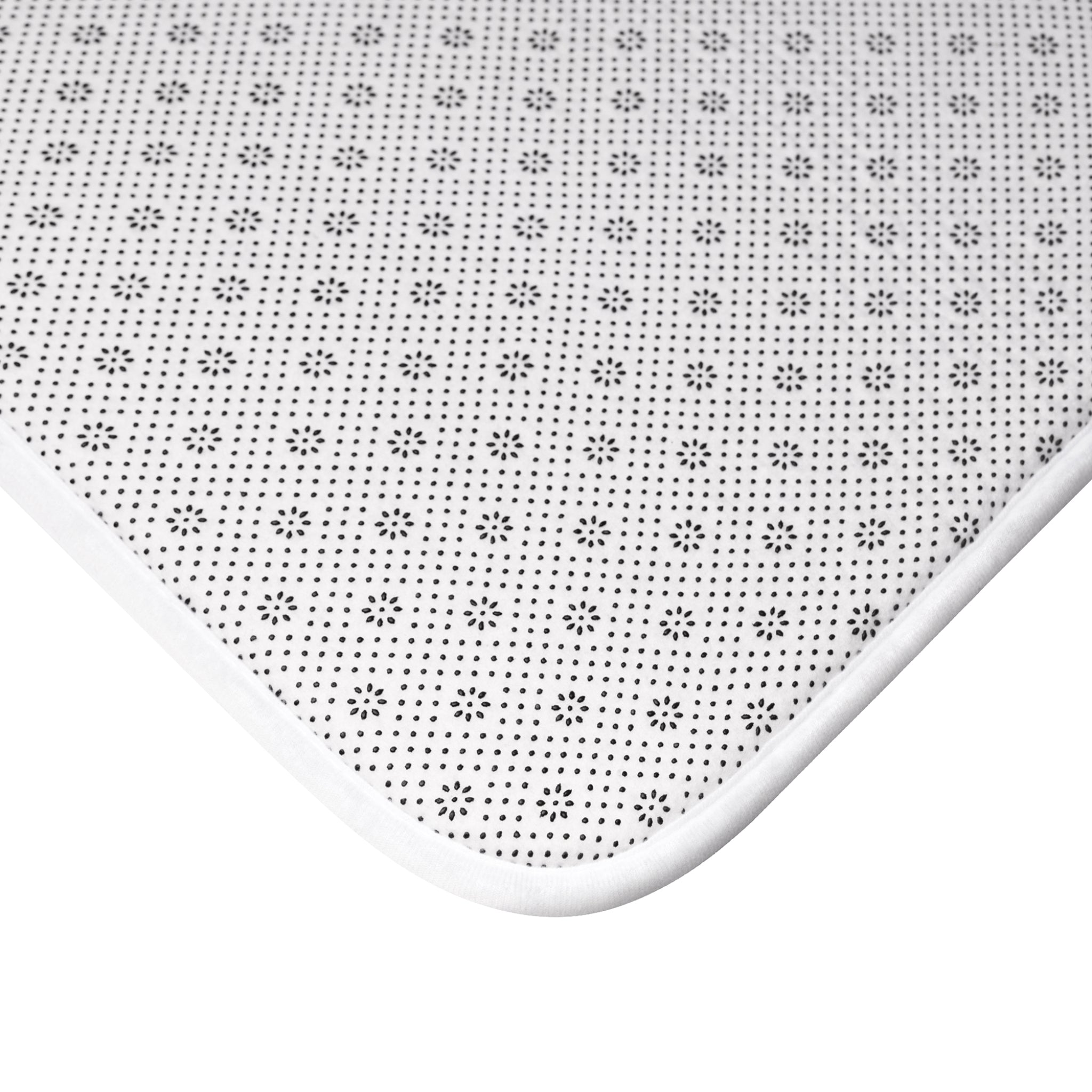 Blue Floral Bath Mat – Vibrant Garden Bathroom Rug
